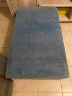 Free Storage Ottoman