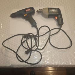 Black and Decker Electric corded drill
Type 2  120 V AC ~ 60 Hz 3.5 A 
in Excellent condition.