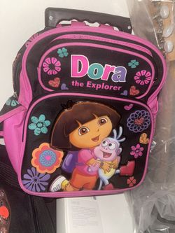 Dora The Explorer Rolling Pack pack  Nearly New 