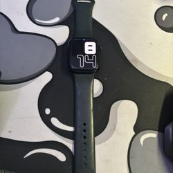 Apple Watch Series 8