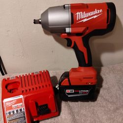 M18 MILWAUKEE 1/2 Impact Wrech Kit $295