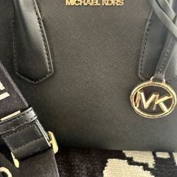 Micheal Kors Purse $45