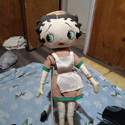 Betty boop waitress with uniform