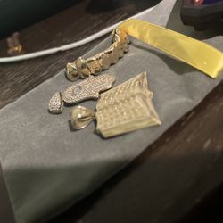 10k gold charms