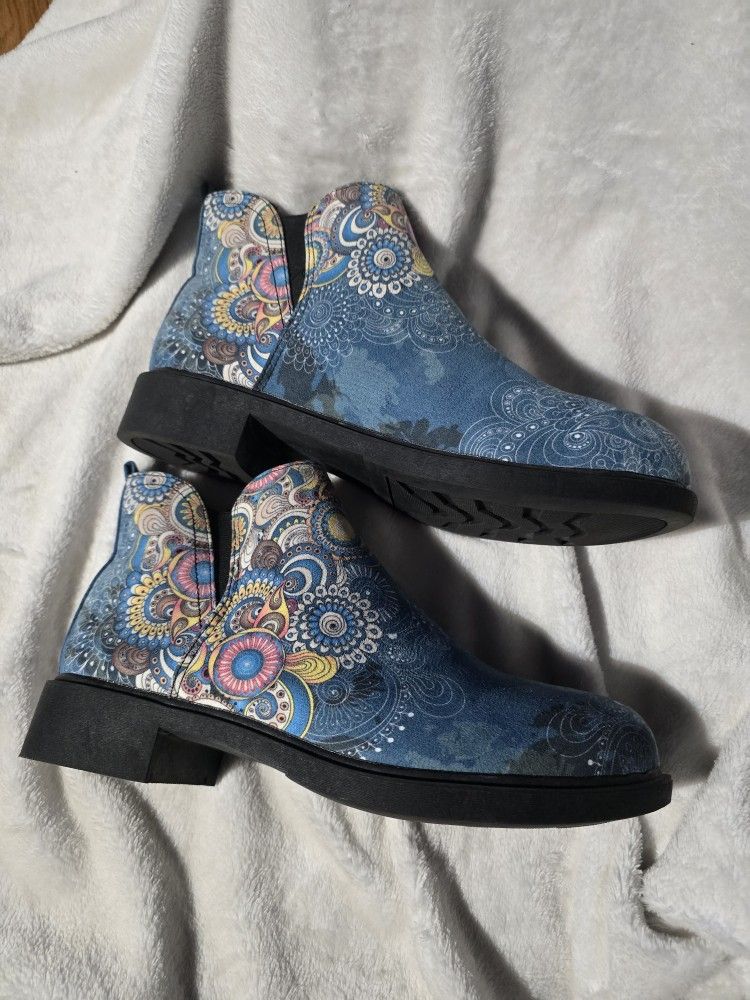 New Yes We Vibe Suede Boots 8M. $20