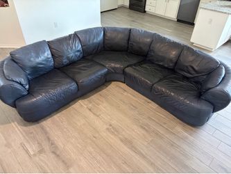 Genuine Leather Curved Sectional Sofa – Navy Blue