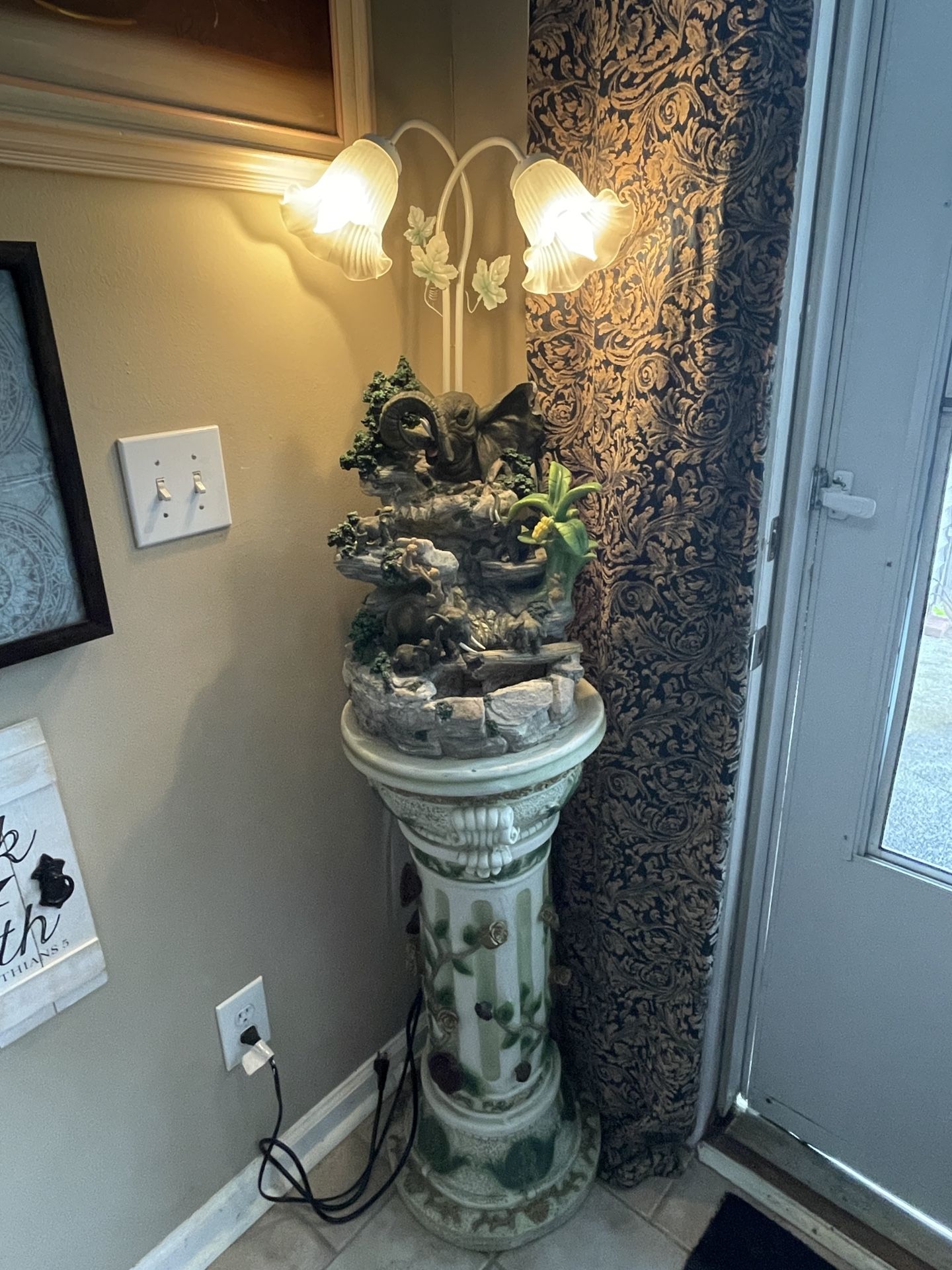 Elephant Fountain Light