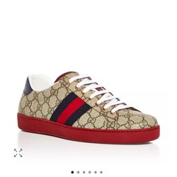 Gucci Shoes Size 9