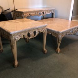 Set of 3    End,  Sofa And Cocktail  Tables     Almos New Beautiful Tables   