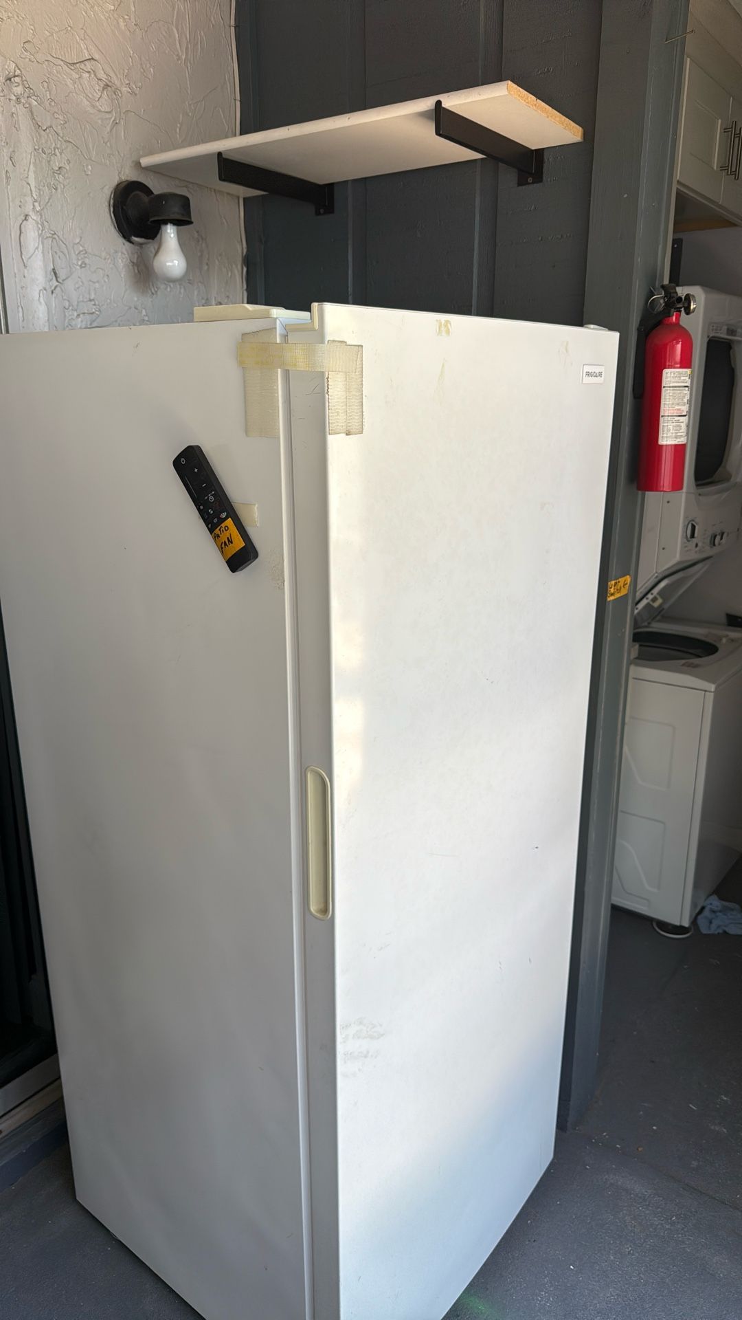 Standing Freezer Frigidaire