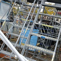 Rolling Ladder -Warehouse Ladder - We Are A Shop