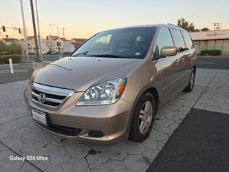 2007 Honda Odyssey EX-L 8 passanger minivan