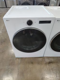 LG gas dryer 7.4cu front load