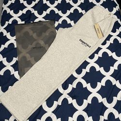 Essential sweats (Read Desc❗️)