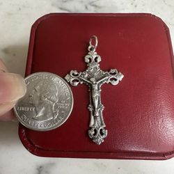 Beautiful Vintage 925 Sterling Silver Cross Pendant , Marked Ster PPC, Detailed Cross 
