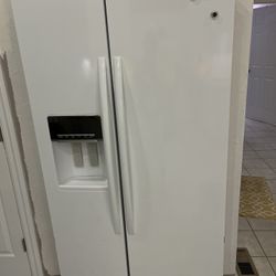 Whirlpool Side By Side Refrigerator
