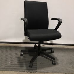 HON Task Chair (4) Available 