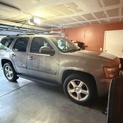 Chevy Tahoe 