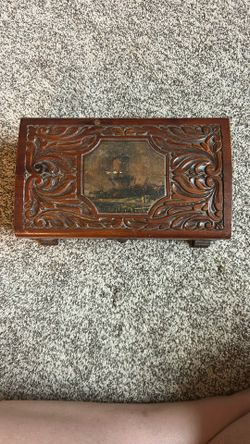 antique wooden box/jewelry box
