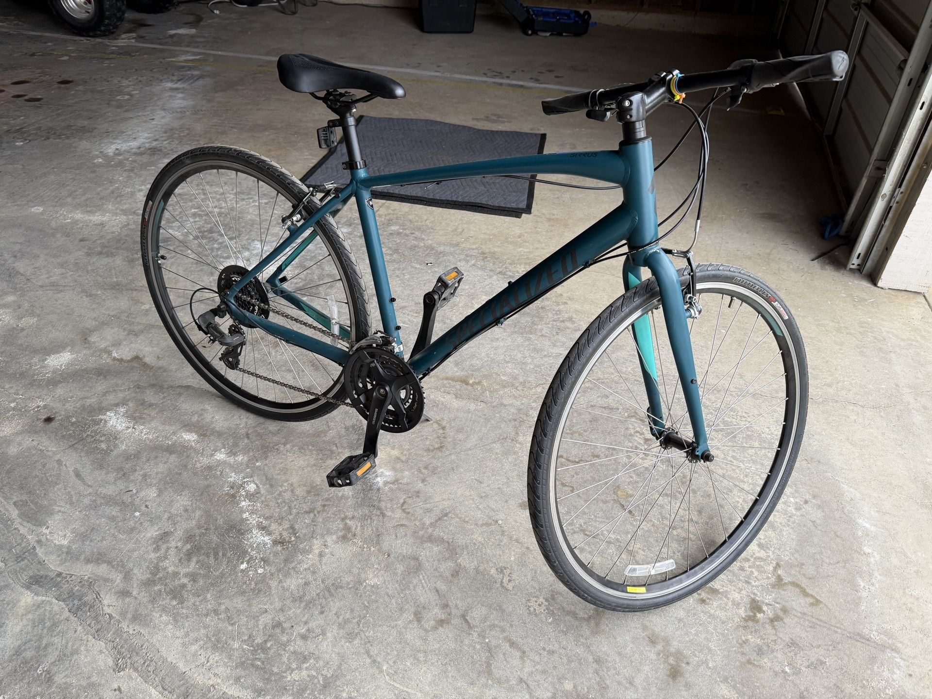 Specialized Sirrus Bike