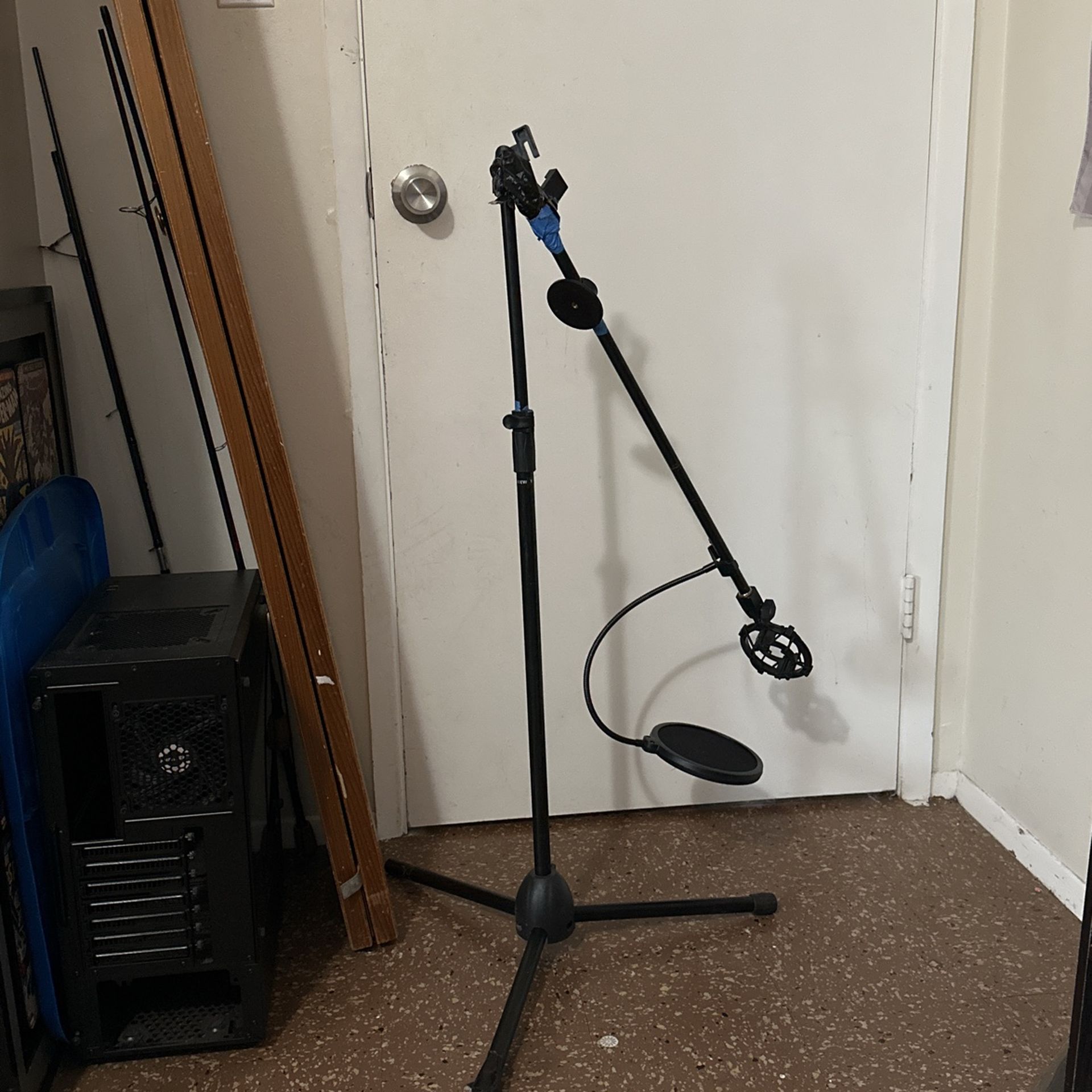 Microphone Stand