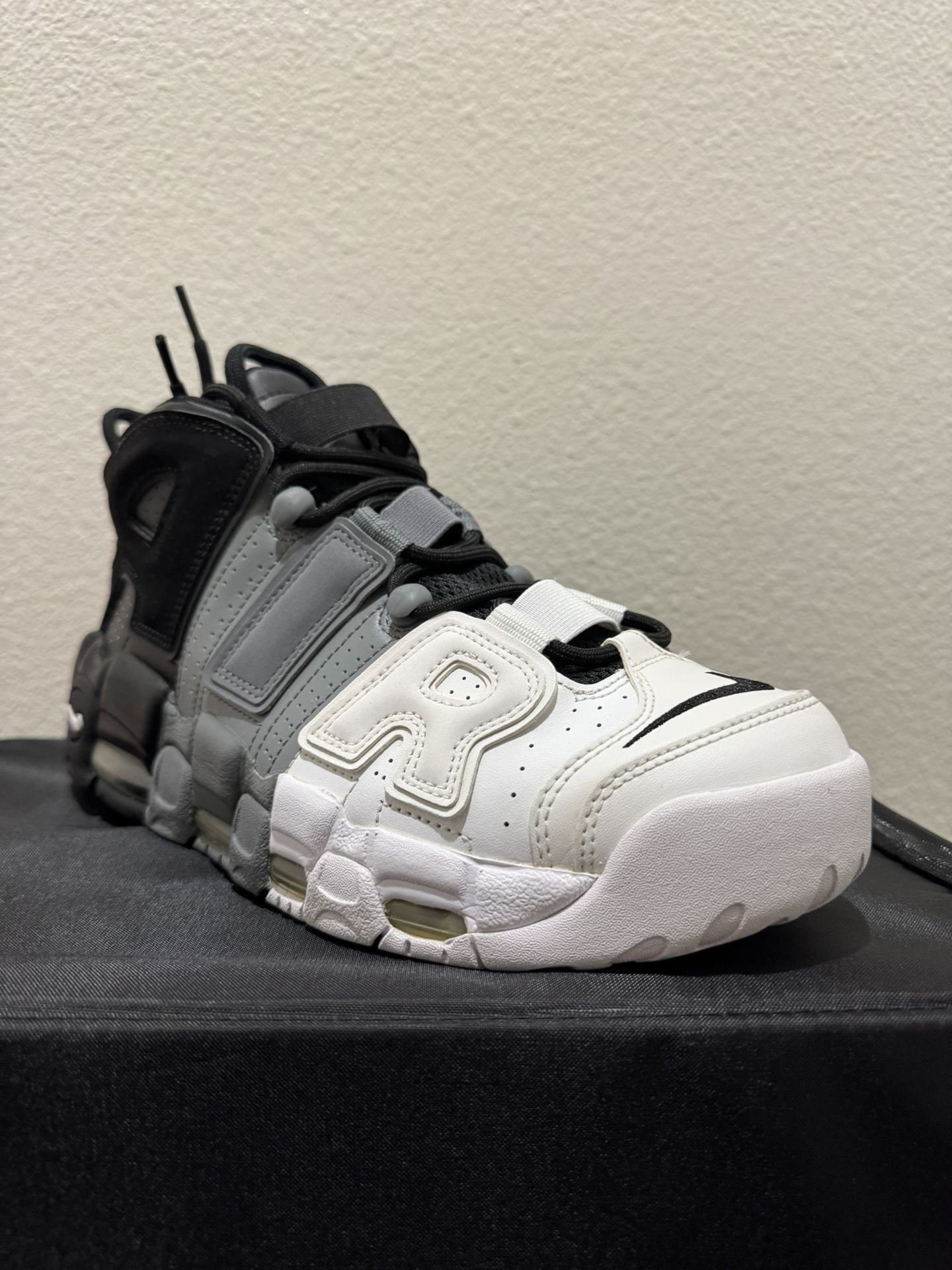 Nike Air More Uptempo 96 Tri-Color Size 8.5 Men VNDS Worn 2-3x 