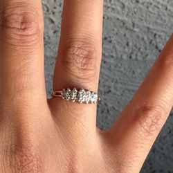 14k Gold Diamond Ring 