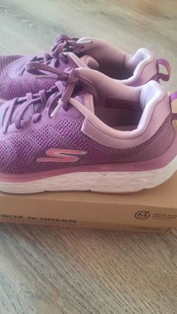 Woman's gymshoes