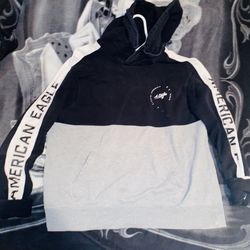 WOMENS American Eagle Black Grey White Designed Size Large Long Sleeve Hoodie