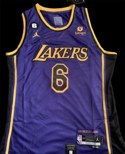 Nike Lebron James Los Angeles Lakers Jersey Size M-XL Youth/women Brand New  Purchased From Nike for Sale in San Diego, CA - OfferUp