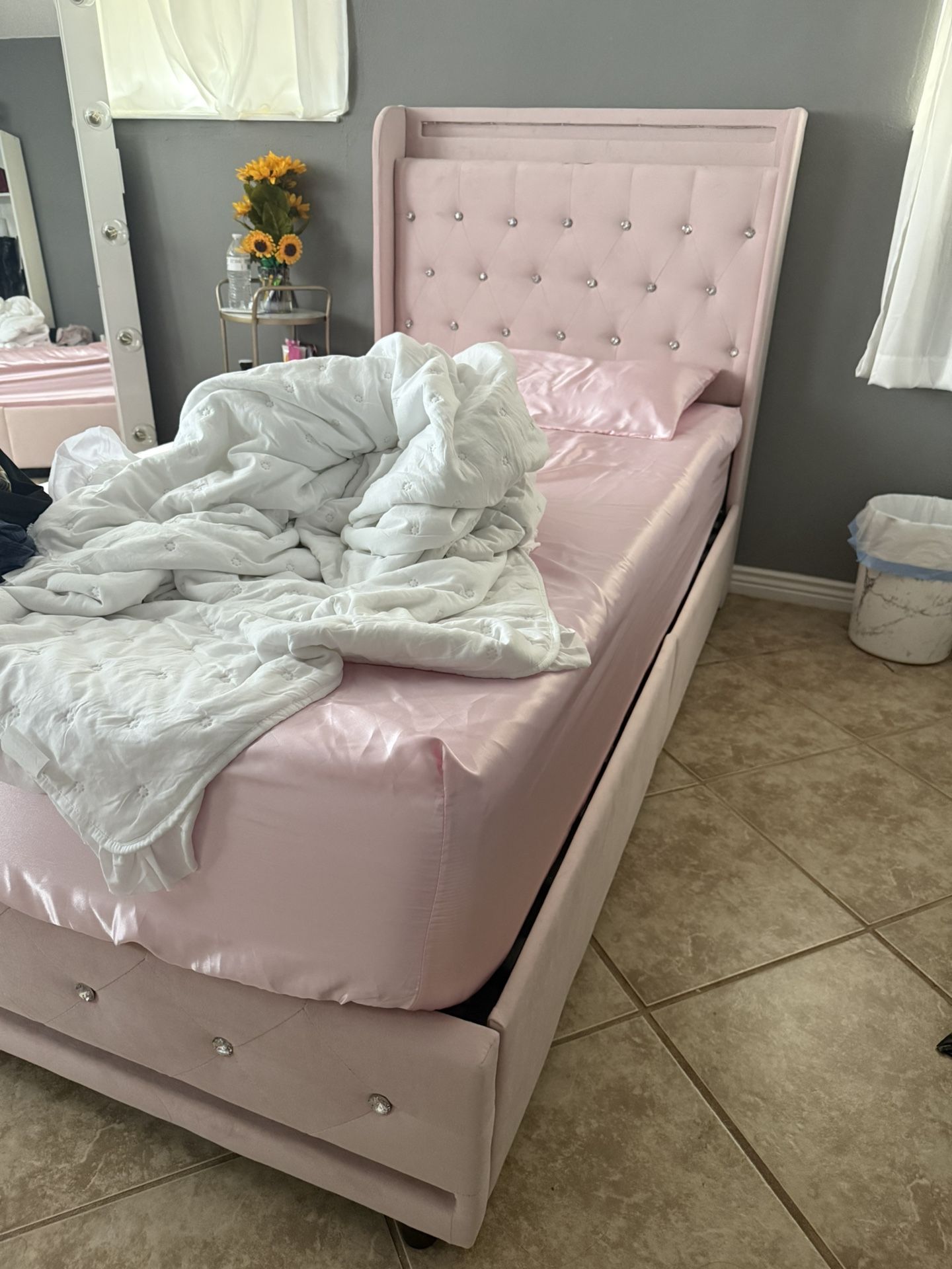 Twin Bed