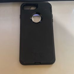 OtterBox Defender Series phone case for the iPhone 7/8 Plus