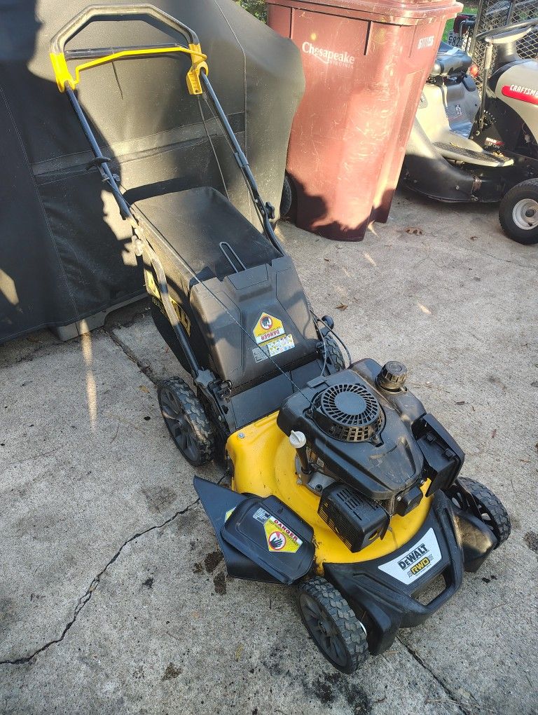 DeWalt 196cc rear wheel drive self propelled mower