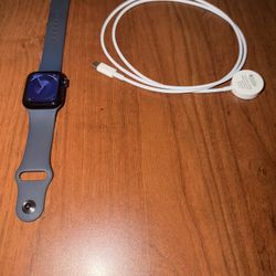Apple Watch SE (2nd Generation) 40mm