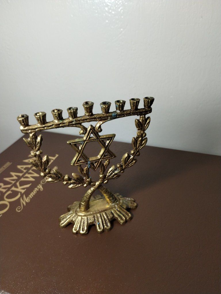Vintage Brass Small Menorah Candelabra 4"×4" - EBM07