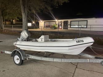 1999 Logic 12ft Center Console