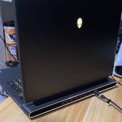 Alienware M18 Gaming Laptop