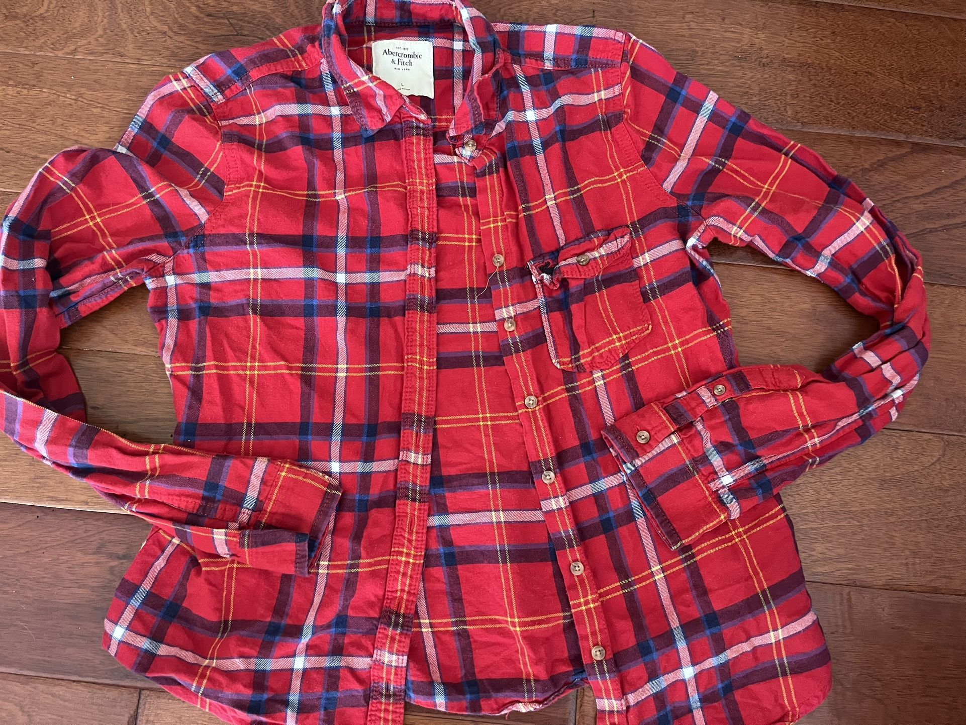 Never Worn Ladies Abercrombie Size Large Red Flannel Shirt