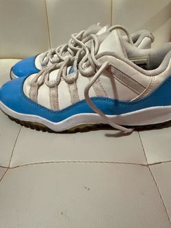 Jordan 11s university blue
