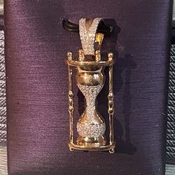 Hourglass Diamond Pendant 
