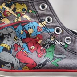 DC SUPERHEROS + VILLAINS CONVERSE SHOES (NEW) Men's 4 Women's 6