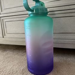 Gallon Ombre Water Jug 128oz 