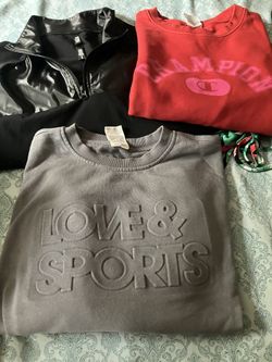 VS PINK, Champion