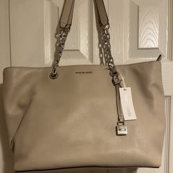 Micheal Kors Mercer Large Tote Handbag