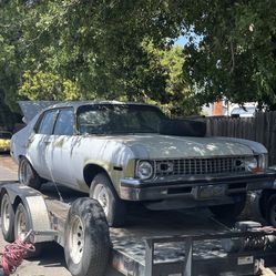 73 Nova 4 Door (Front Windshield)