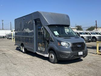 2021 Ford Transit-350 Cutaway