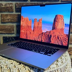 Apple 2024 MacBook Air 15-inch Laptop (Space Grey)