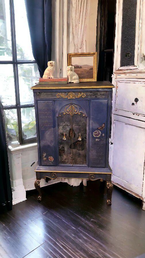 Dreamy Fairytalesque Newly Refinished Antique China Cabinet Bar Buffet 