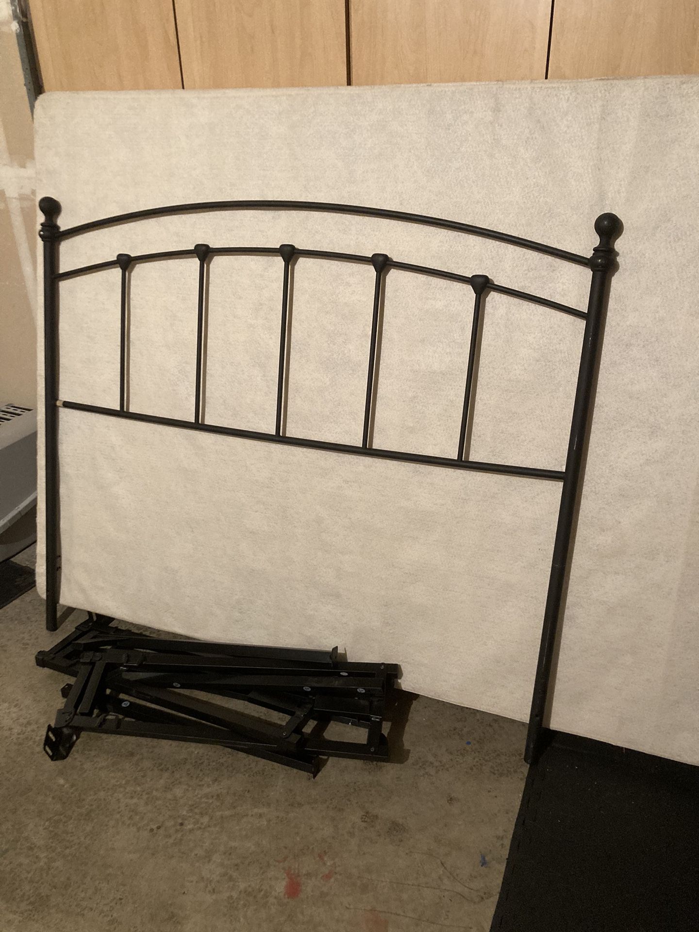 Queen Size Bed Frame & Box Spring 