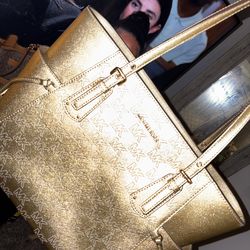 Authentic Never Used Michael Kors Purse